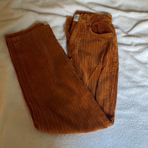 BDG Denim - Urban Outfitters BDG corduroy burnt orange jeans size 25